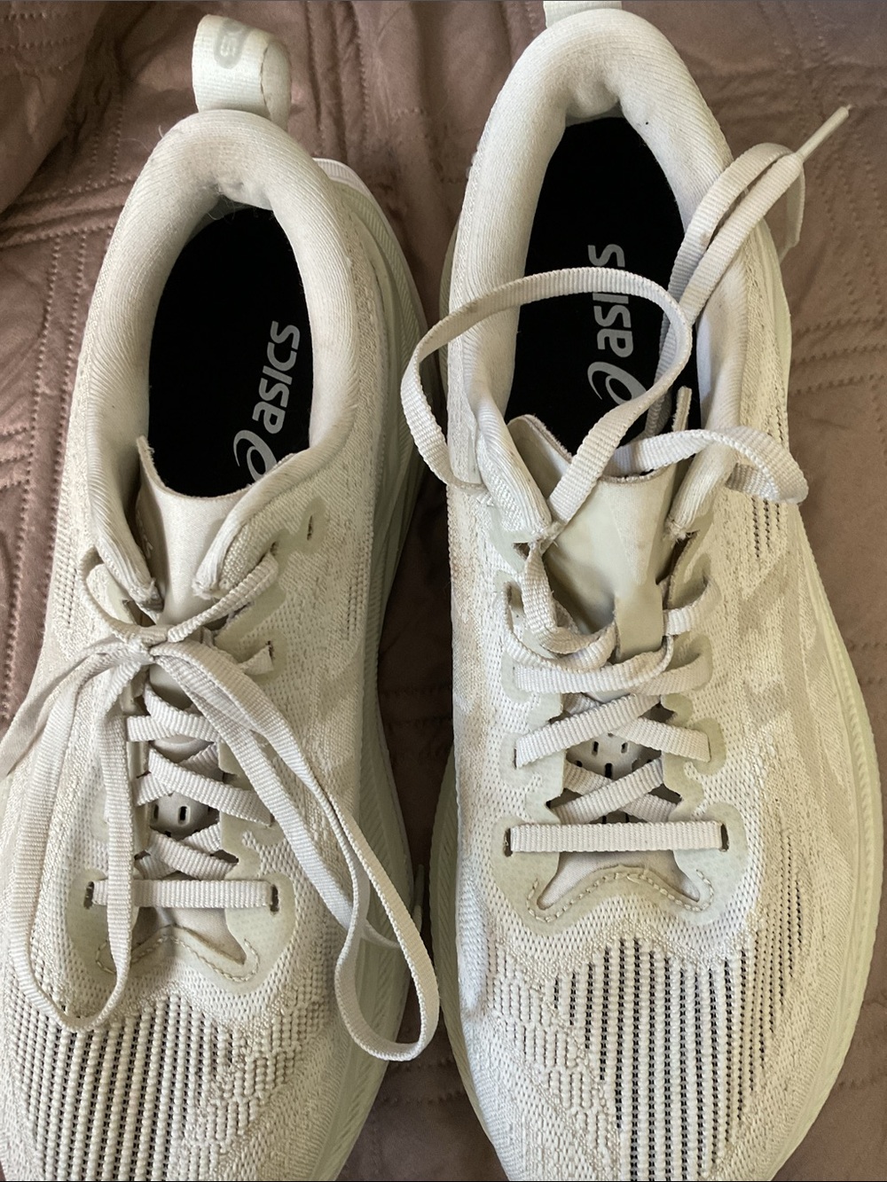 Asics superblast 2 women’s size 9 in like new condition